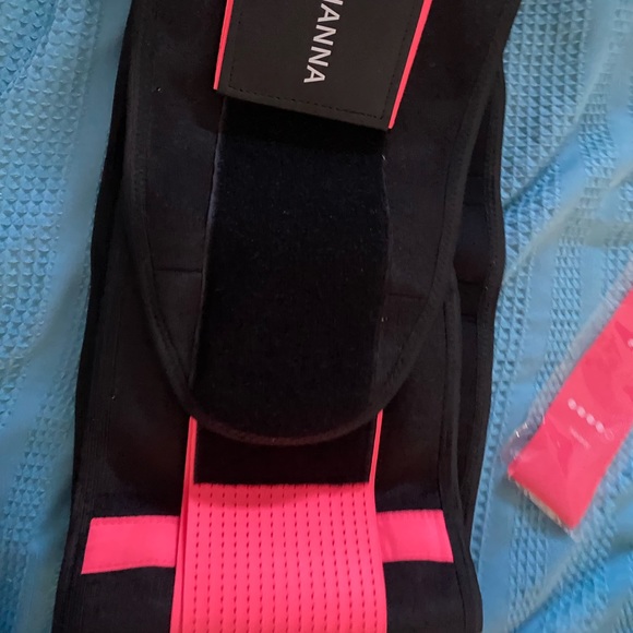 Exercise / Work Out Lot - Picture 2 of 5